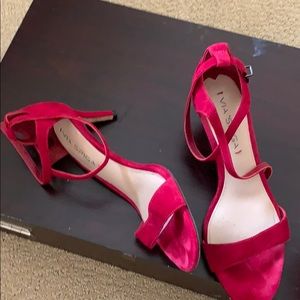 Via Spriga cranberry colored suede